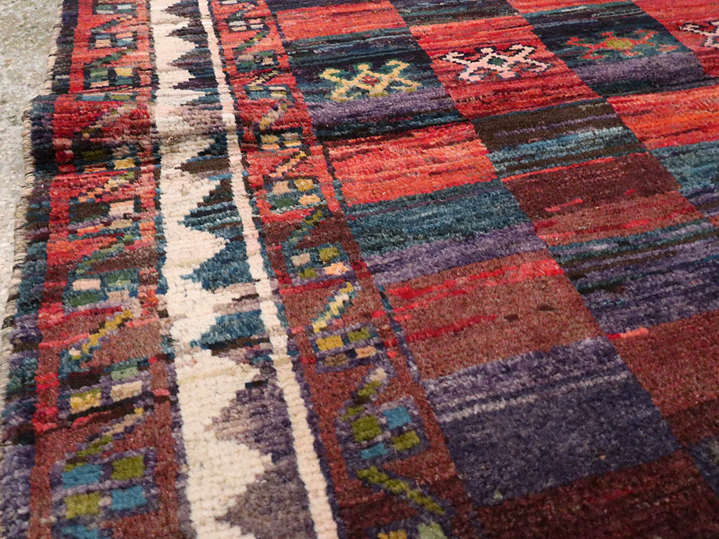 Vintage Persian Gabbeh Rug, No.25354 - Galerie Shabab