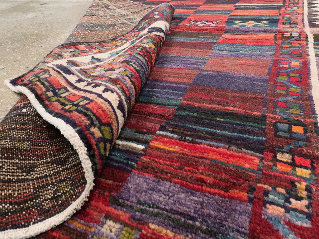 Vintage Persian Gabbeh Rug, No.25354 - Galerie Shabab