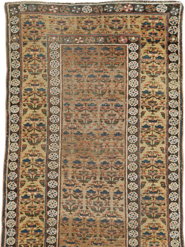 Antique Persian Kurdish Runner, No.25361 - Galerie Shabab