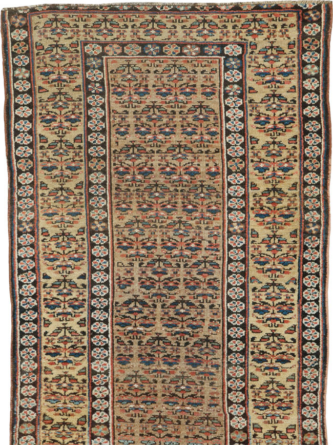 Antique Persian Kurdish Runner, No.25361 - Galerie Shabab