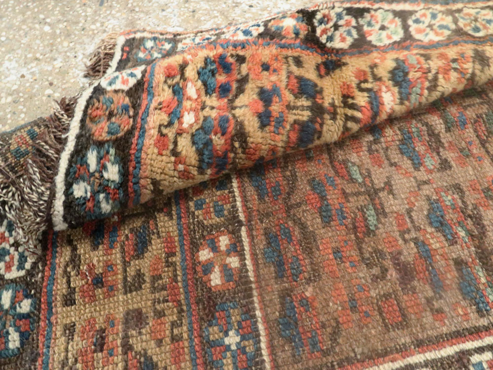 Antique Persian Kurdish Runner, No.25361 - Galerie Shabab