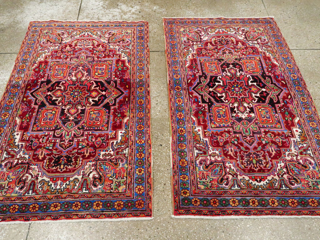 Vintage Persian Heriz Throw Rug (Pair: 1 of 2), No.25376 - Galerie Shabab