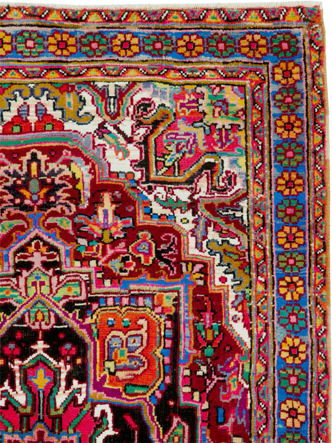 Vintage Persian Heriz Throw Rug (Pair: 2 of 2), No.25377 - Galerie Shabab