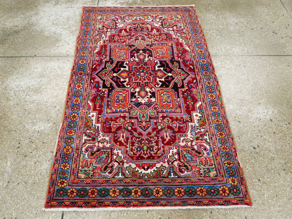 Vintage Persian Heriz Throw Rug (Pair: 2 of 2), No.25377 - Galerie Shabab