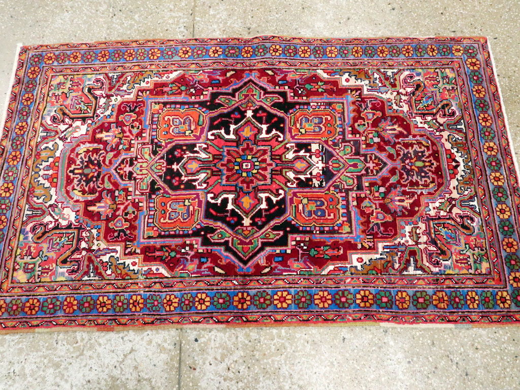 Vintage Persian Heriz Throw Rug (Pair: 2 of 2), No.25377 - Galerie Shabab