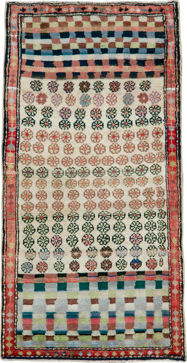 Vintage Persian Mahal Rug, No.25378 - Galerie Shabab