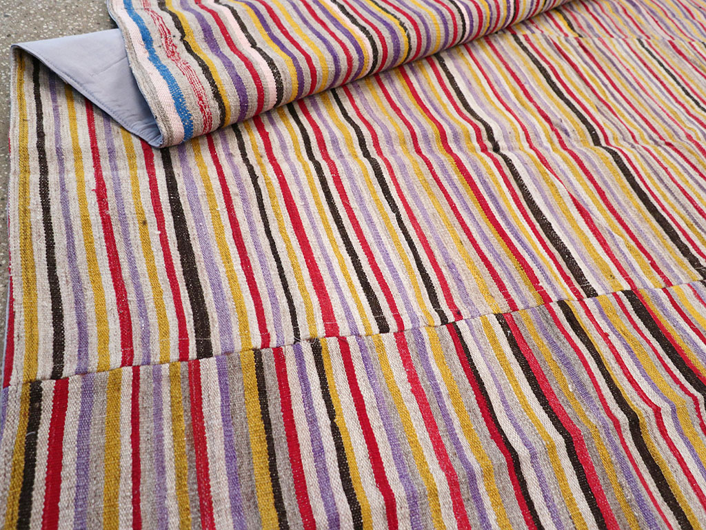 Vintage Persian Flatweave Kilim Square Accent Rug (Pair: 1 of 2), No.25381 - Galerie Shabab