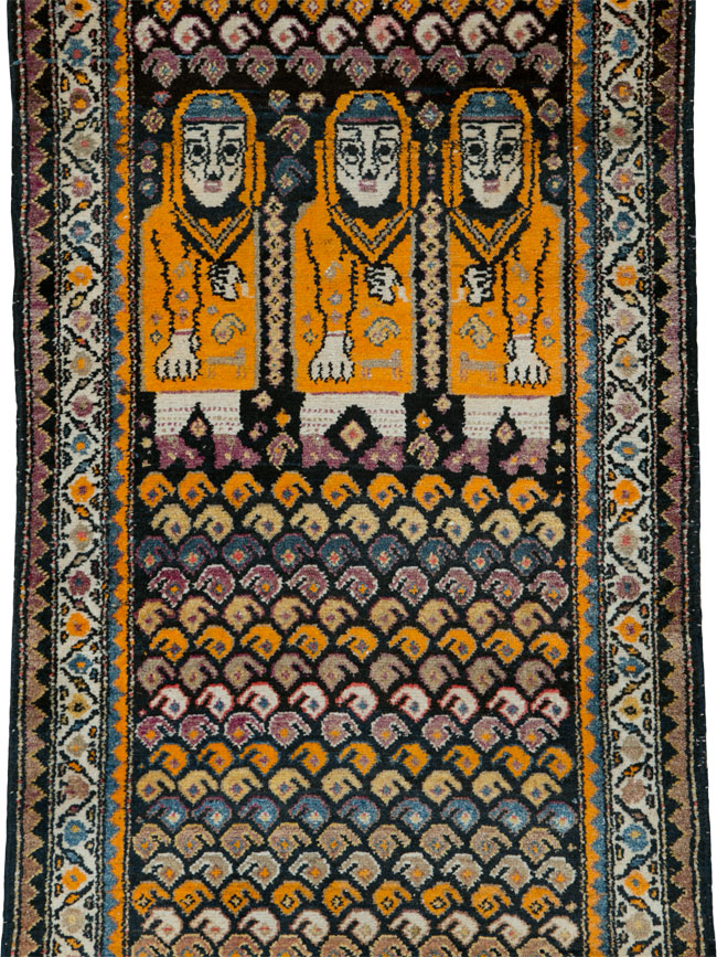 Antique Persian Malayer Pictorial Runner, No.25387 - Galerie Shabab