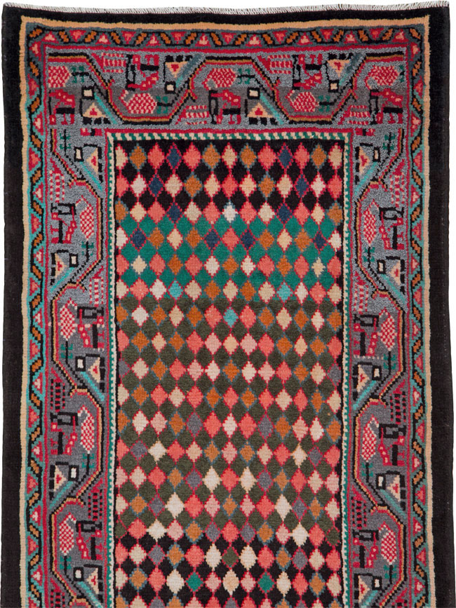 Vintage Persian Mahal Runner, No.25403 - Galerie Shabab