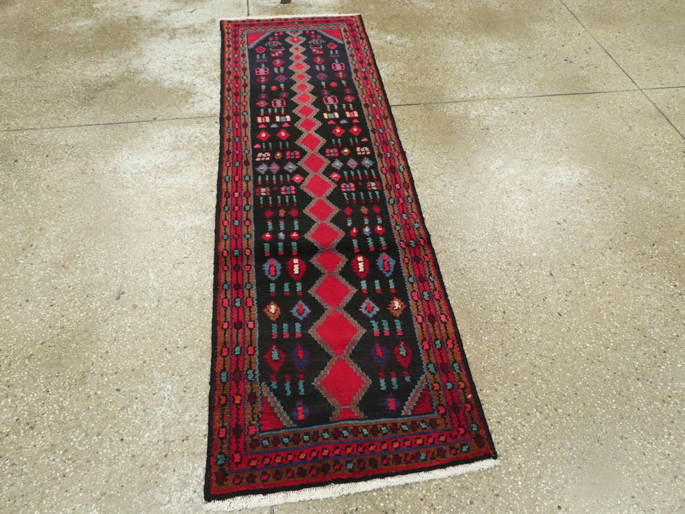 Vintage Persian Hamadan Runner, No.25404 - Galerie Shabab