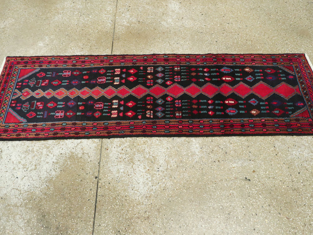 Vintage Persian Hamadan Runner, No.25404 - Galerie Shabab