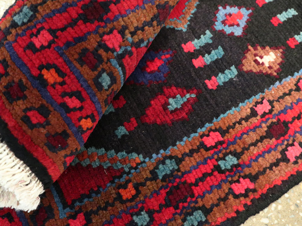 Vintage Persian Hamadan Runner, No.25404 - Galerie Shabab