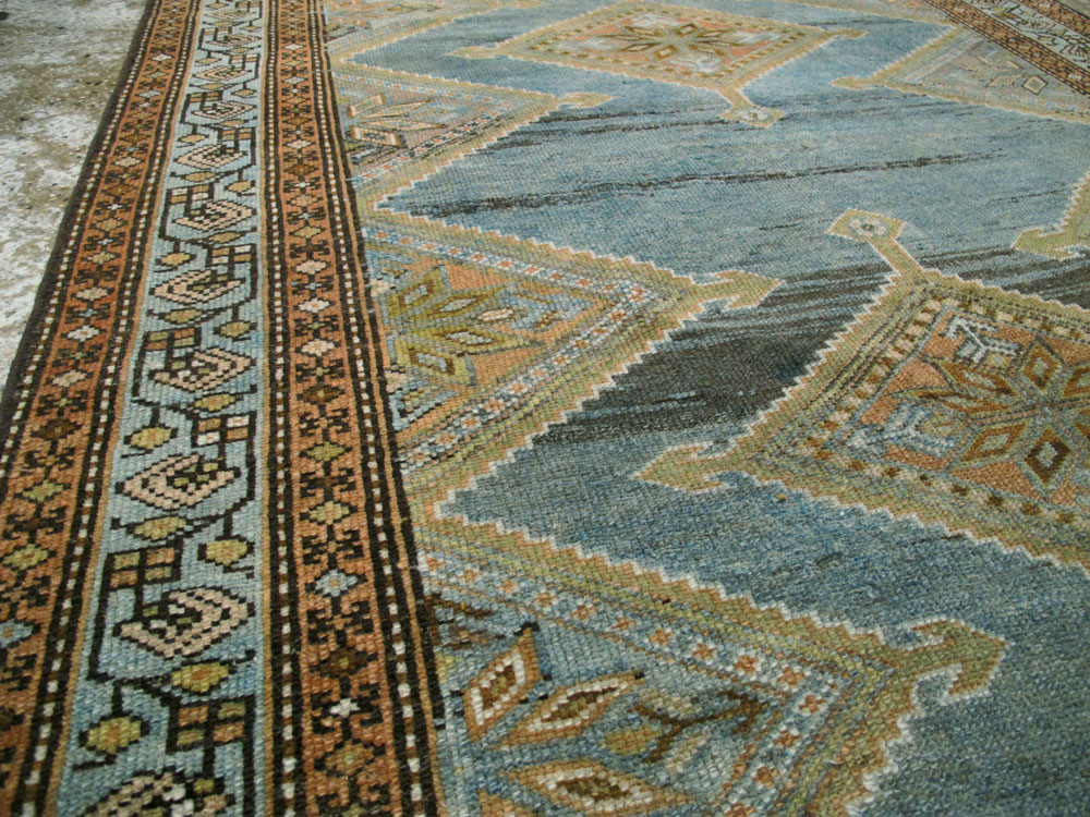 Vintage Persian Malayer Gallery Carpet, No.25407 - Galerie Shabab