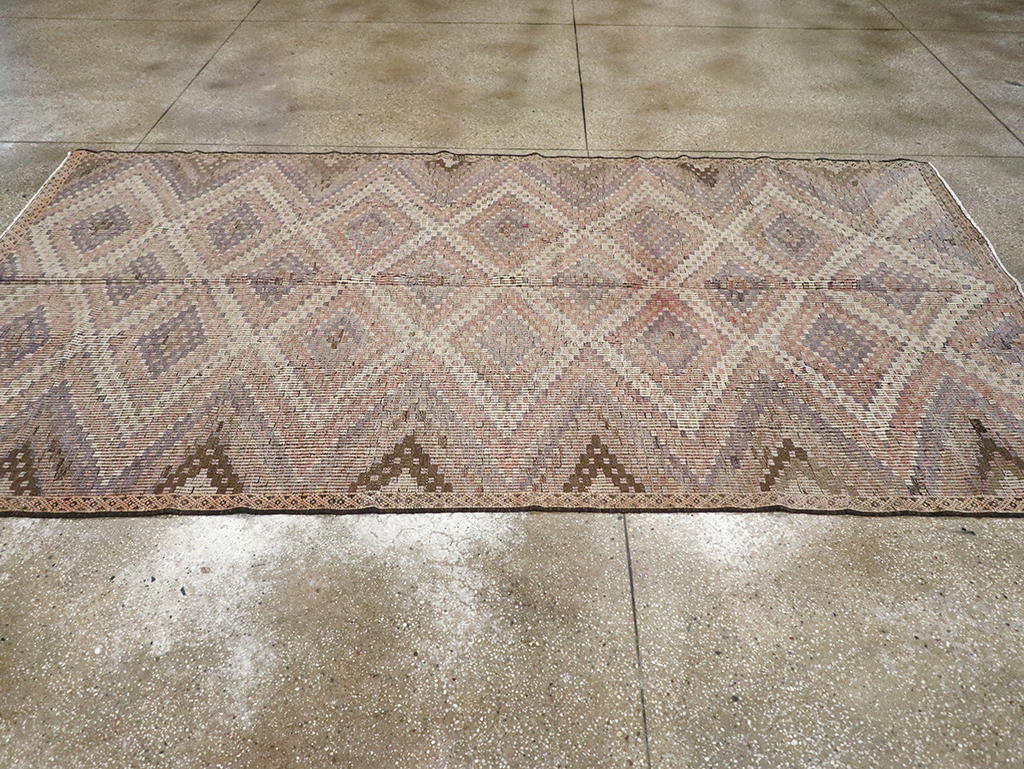 Vintage Turkish Kilim, No.25411 - Galerie Shabab