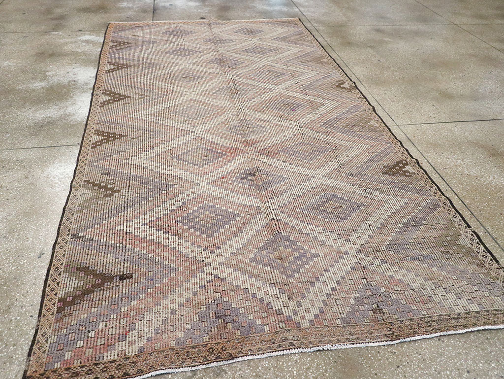 Vintage Turkish Kilim, No.25411 - Galerie Shabab