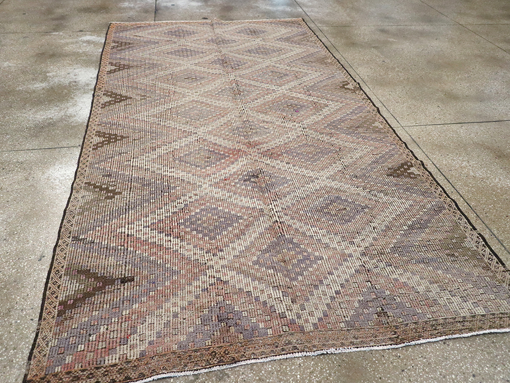 Vintage Turkish Kilim, No.25411 - Galerie Shabab