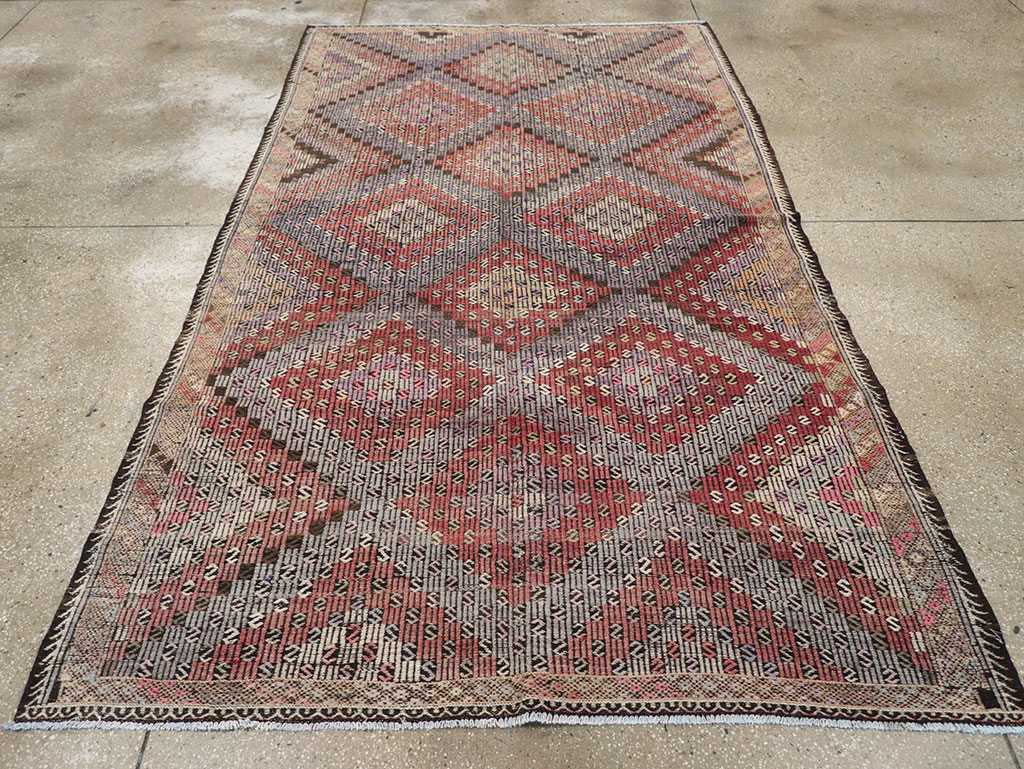 Vintage Turkish Flatweave Kilim Accent Rug, No.25419 - Galerie Shabab