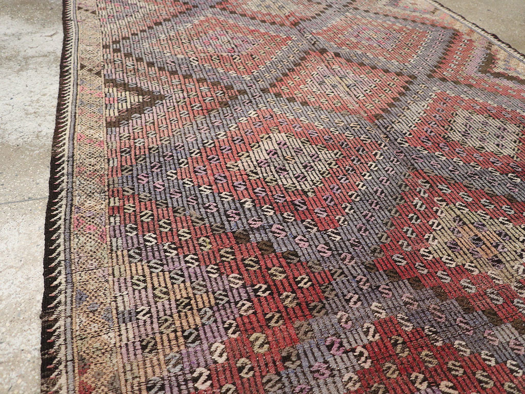 Vintage Turkish Flatweave Kilim Accent Rug, No.25419 - Galerie Shabab