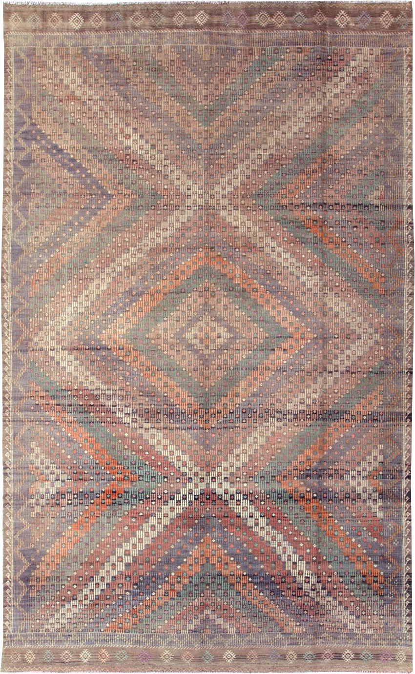 Vintage Turkish Flatweave Kilim Accent Rug, No.25423 - Galerie Shabab