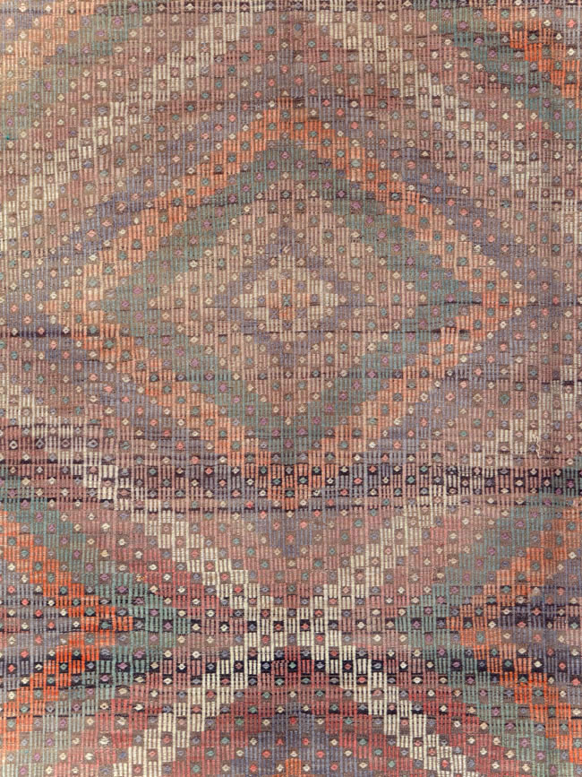Vintage Turkish Flatweave Kilim Accent Rug, No.25423 - Galerie Shabab