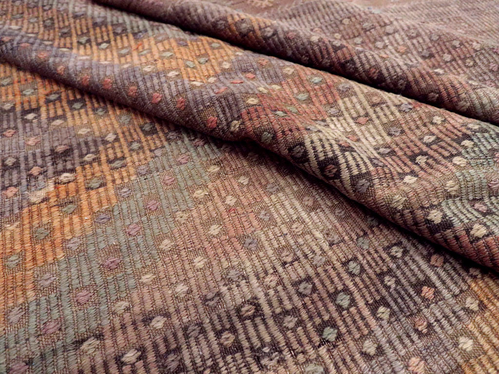 Vintage Turkish Flatweave Kilim Accent Rug, No.25423 - Galerie Shabab