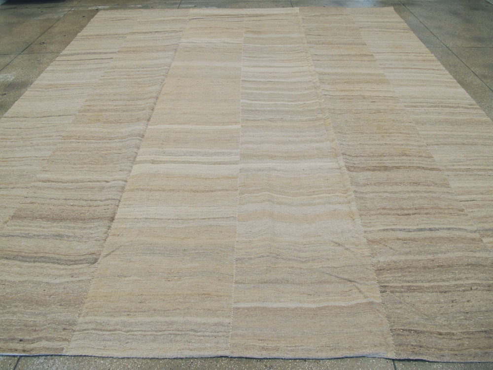 Vintage Turkish Flat-weave Kilim, No.25426 - Galerie Shabab