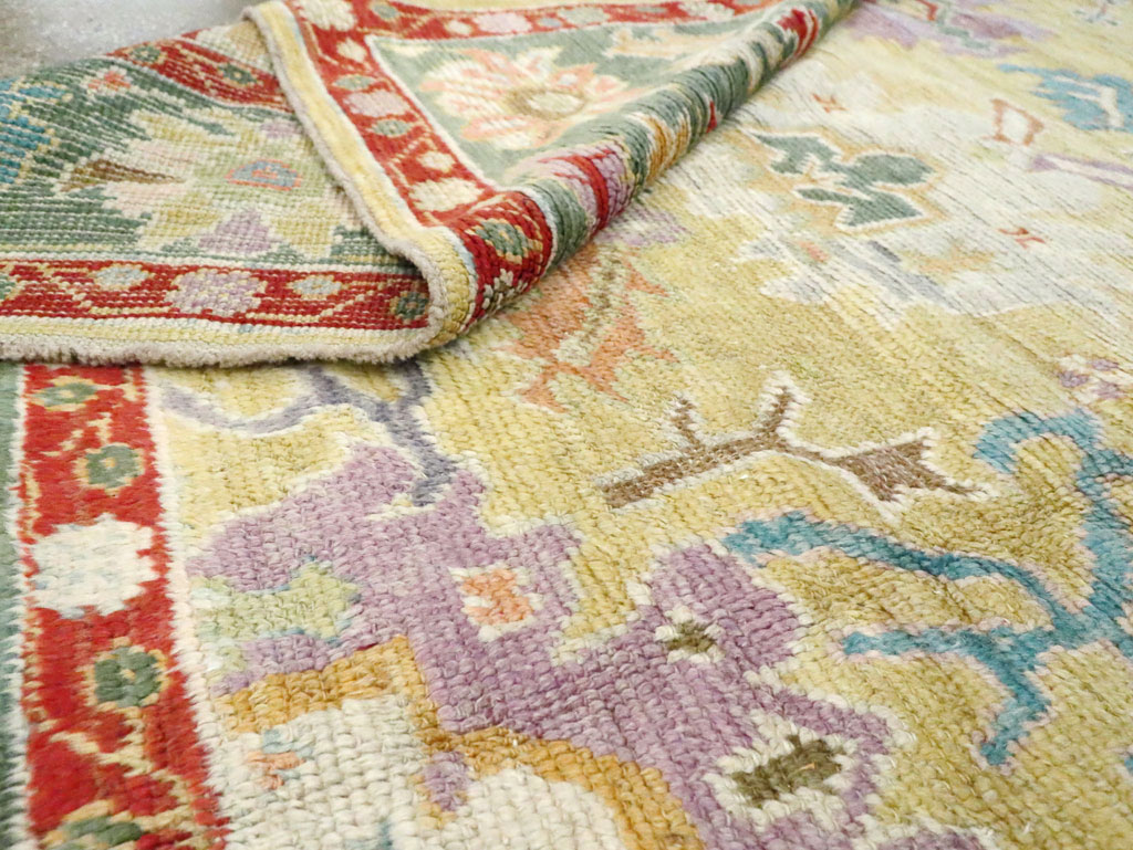 Vintage Inspired Turkish Oushak Carpet, No.25430 - Galerie Shabab
