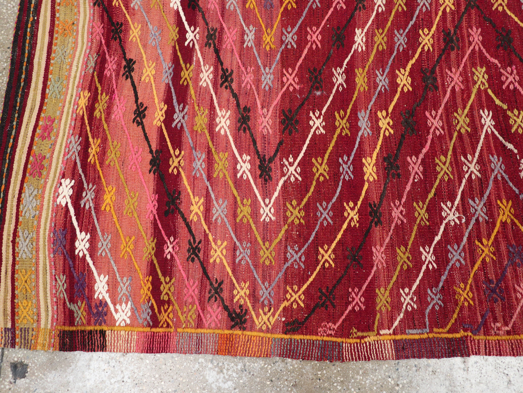 Vintage Turkish Flatweave Kilim Accent Rug, No.25434 - Galerie Shabab