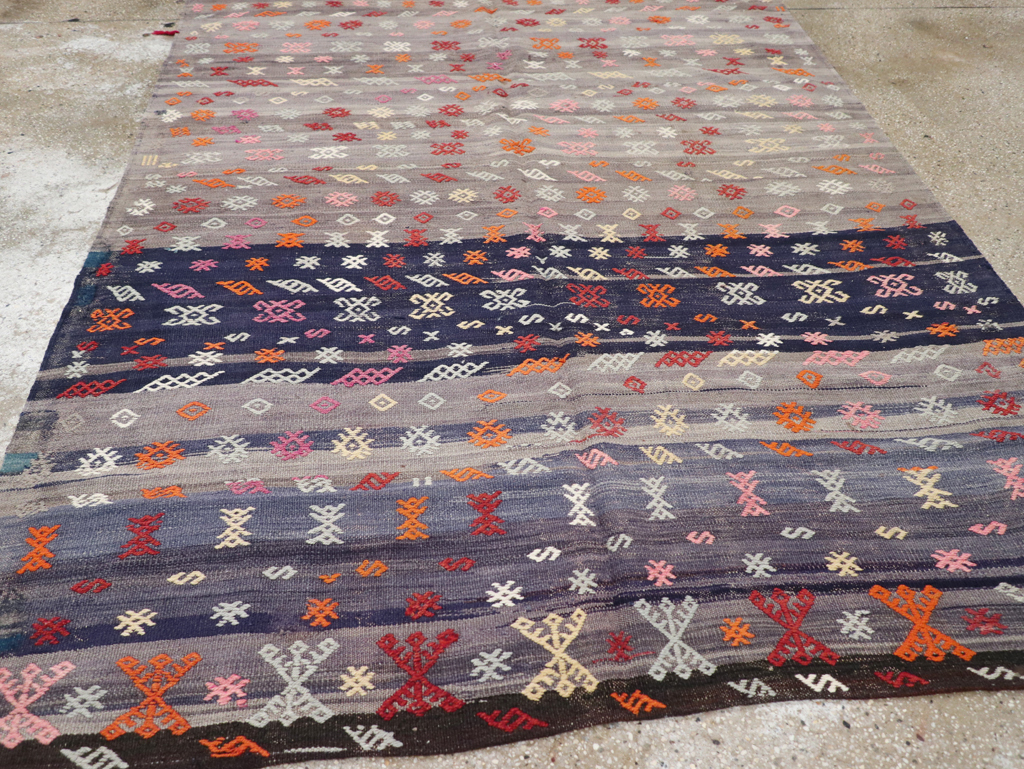 Vintage Turkish Kilim, No.25437 - Galerie Shabab