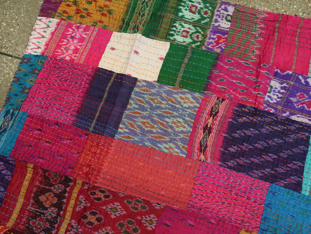 Vintage Persian Textile, No.25462 - Galerie Shabab