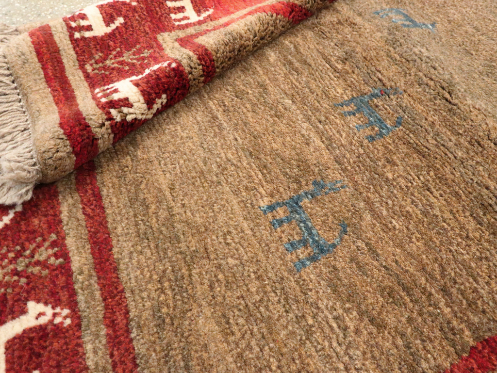 Vintage Persian Gabbeh Rug, No.25475 - Galerie Shabab