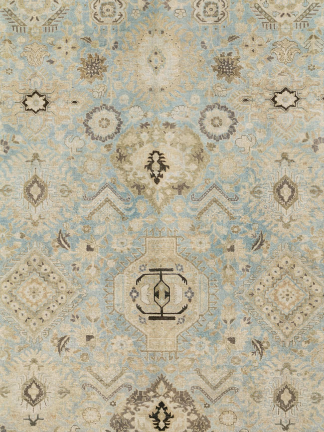 Antique Persian Tabriz Carpet, No.25483 - Galerie Shabab