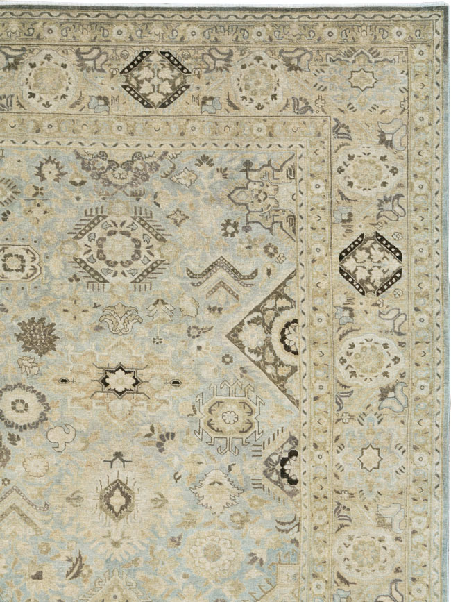 Antique Persian Tabriz Carpet, No.25483 - Galerie Shabab