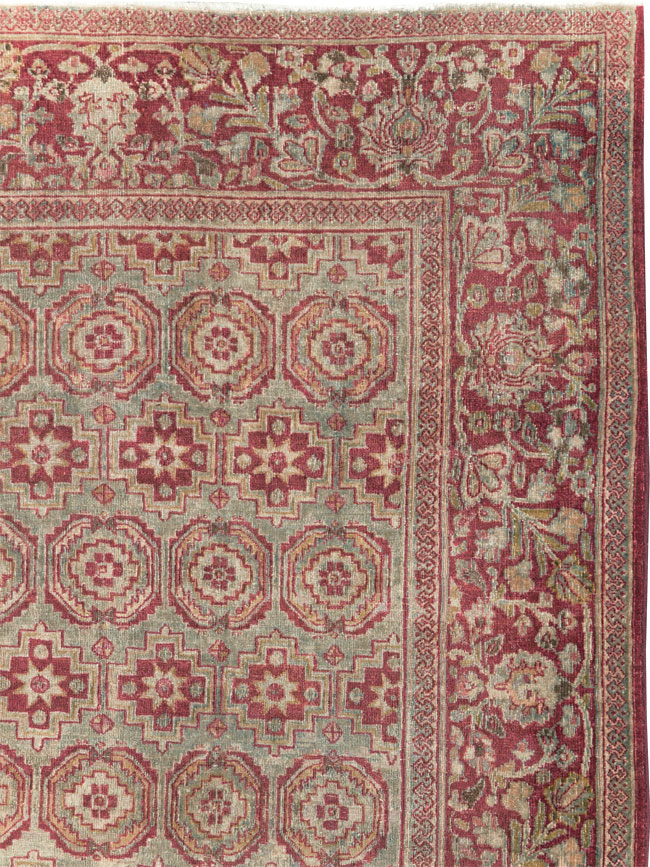 Antique Persian Mashad Accent Carpet, No.25484 - Galerie Shabab