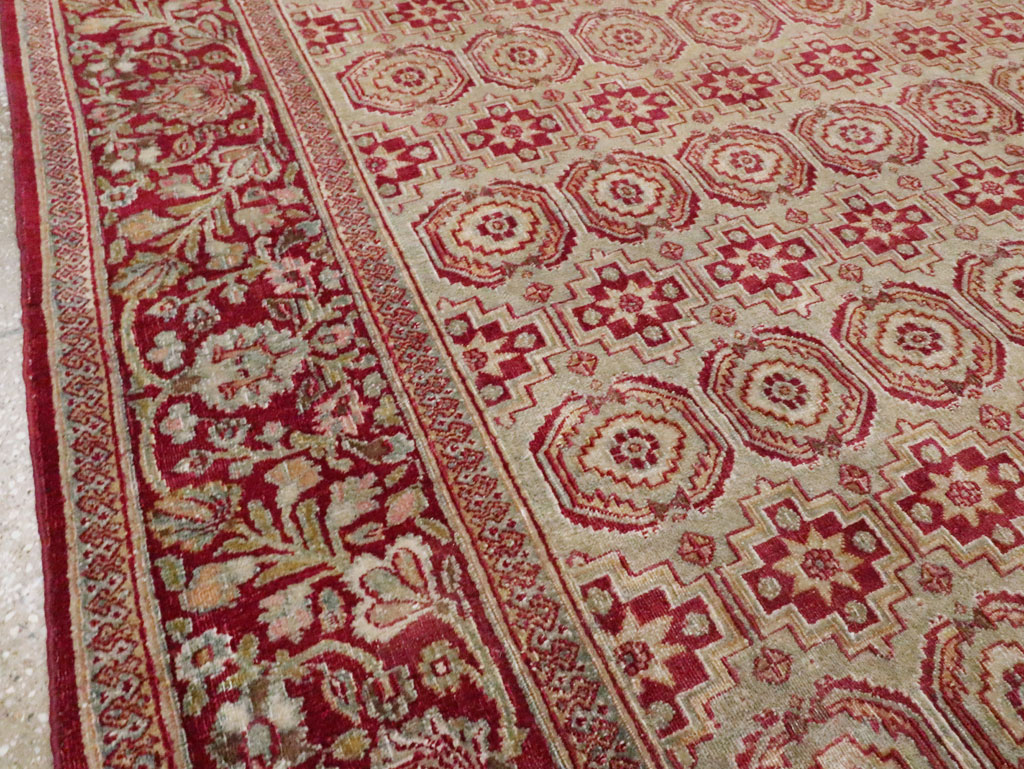 Antique Persian Mashad Accent Carpet, No.25484 - Galerie Shabab