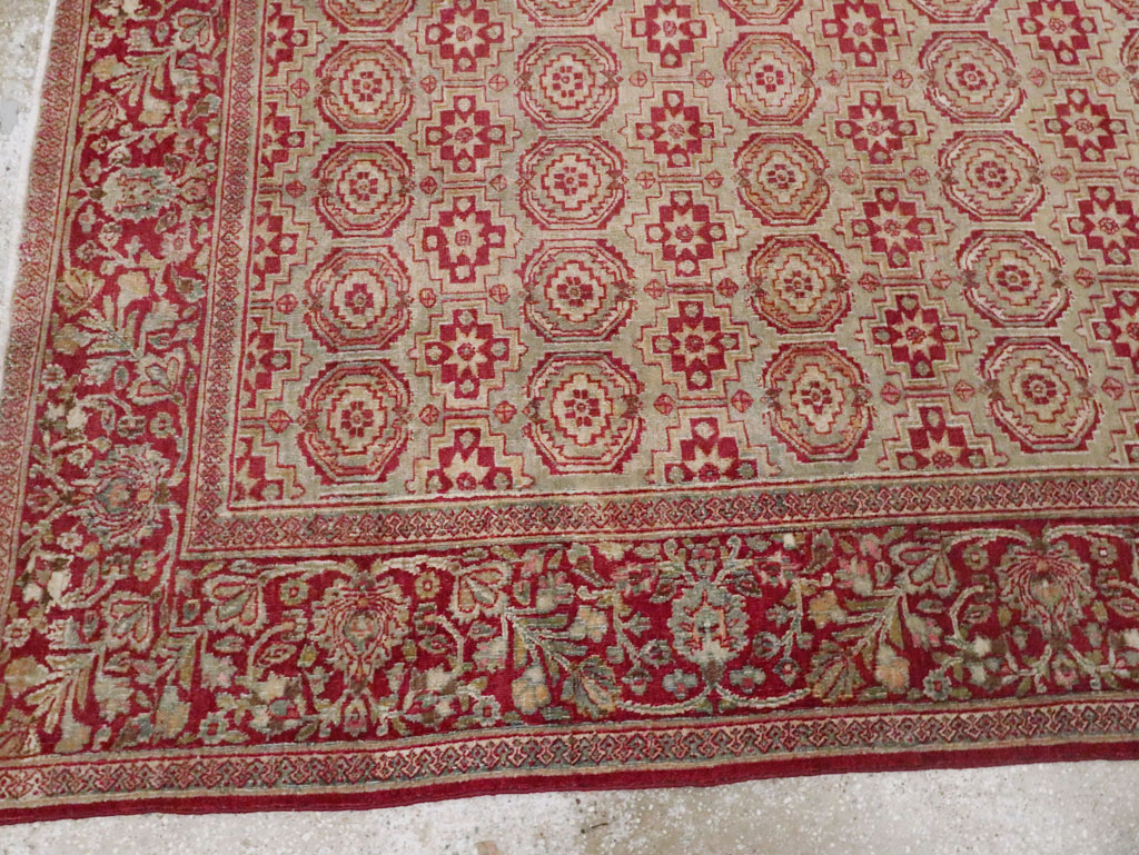 Antique Persian Mashad Accent Carpet, No.25484 - Galerie Shabab