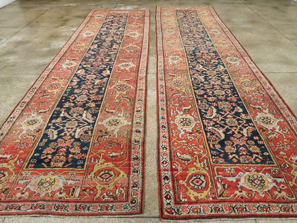 Antique Persian Kurd Runner, No.25498 - Galerie Shabab
