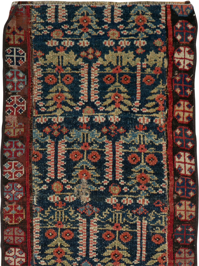 Antique Northwest Persian Rug, No.25499 - Galerie Shabab