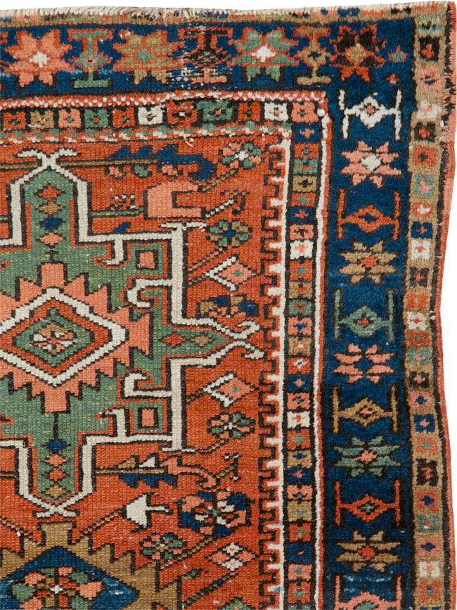 Vintage Persian Karajeh Rug, No.25502 - Galerie Shabab