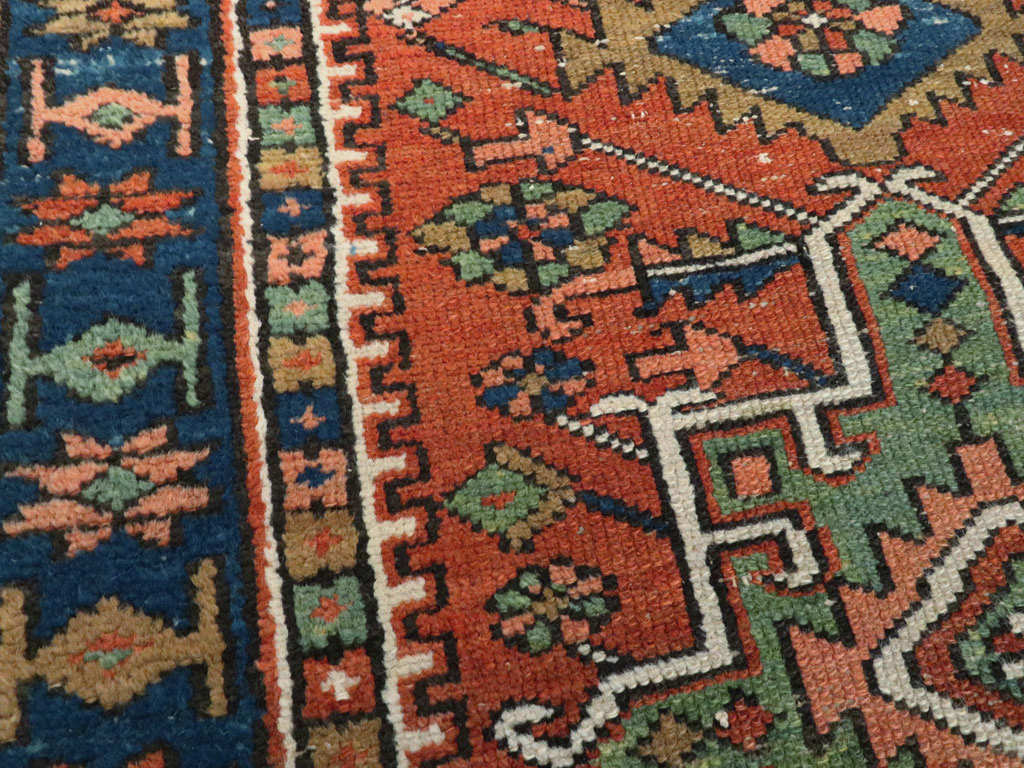 Vintage Persian Karajeh Rug, No.25502 - Galerie Shabab