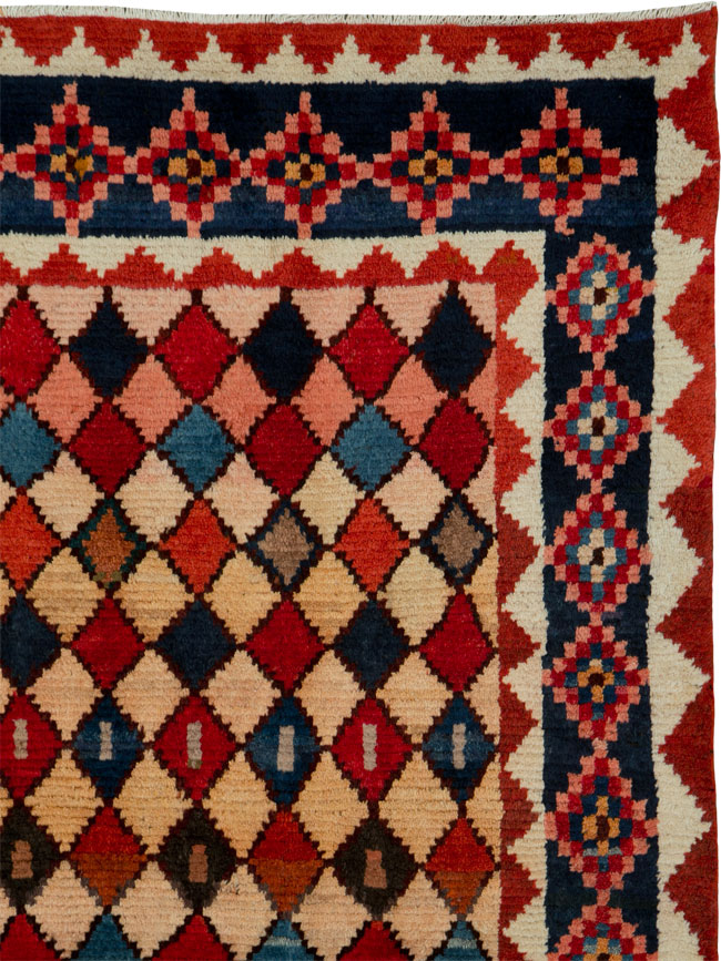 Vintage Gabbeh Rug, No.25527 - Galerie Shabab