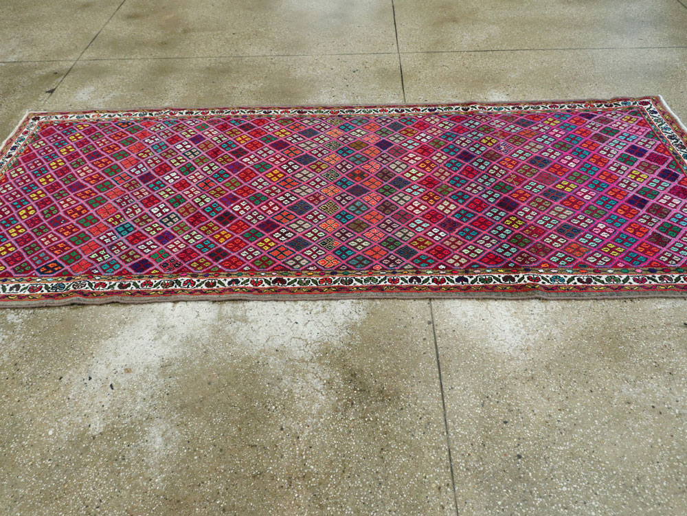 Vintage Persian Hamadan Runner, No.25528 - Galerie Shabab