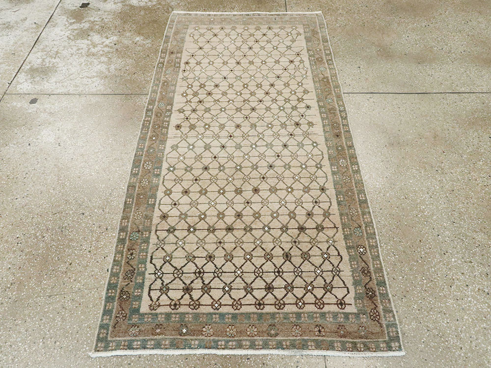 Vintage Persian Malayer Rug, No.25529 - Galerie Shabab