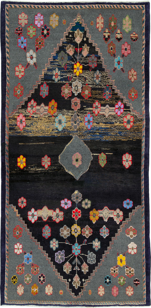 Vintage Persian Rug, No.25530 - Galerie Shabab