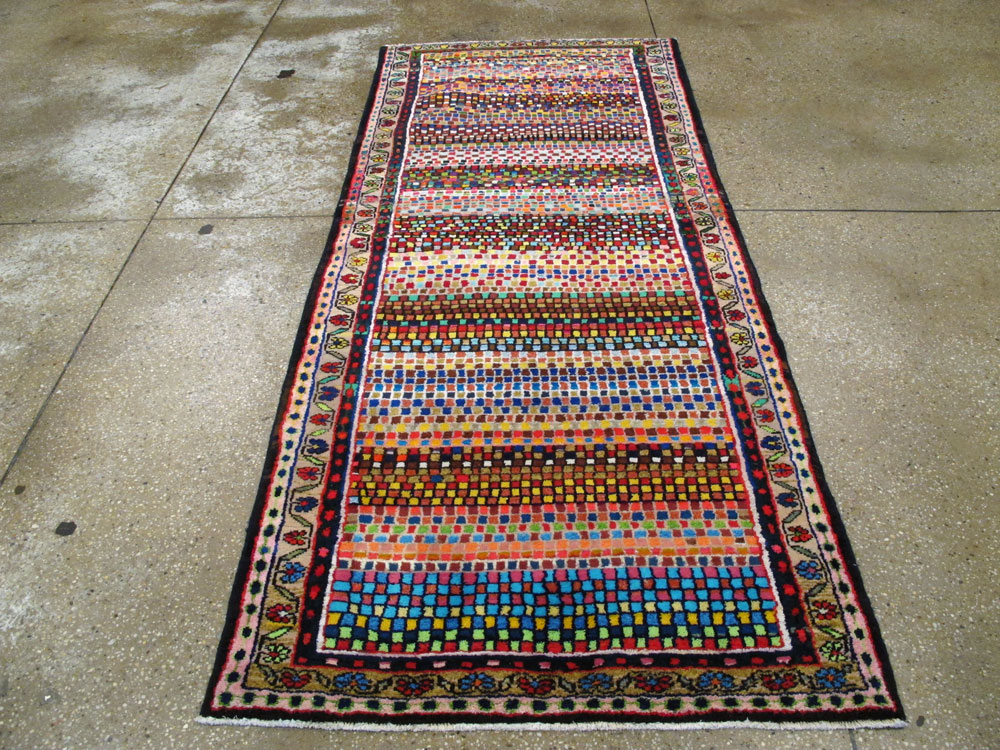 Vintage Persian Hamadan Art Deco Carpet, No.25533 - Galerie Shabab