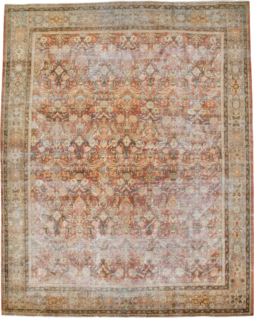 Antique Persian Mahal Distressed Carpet, No.25537 - Galerie Shabab