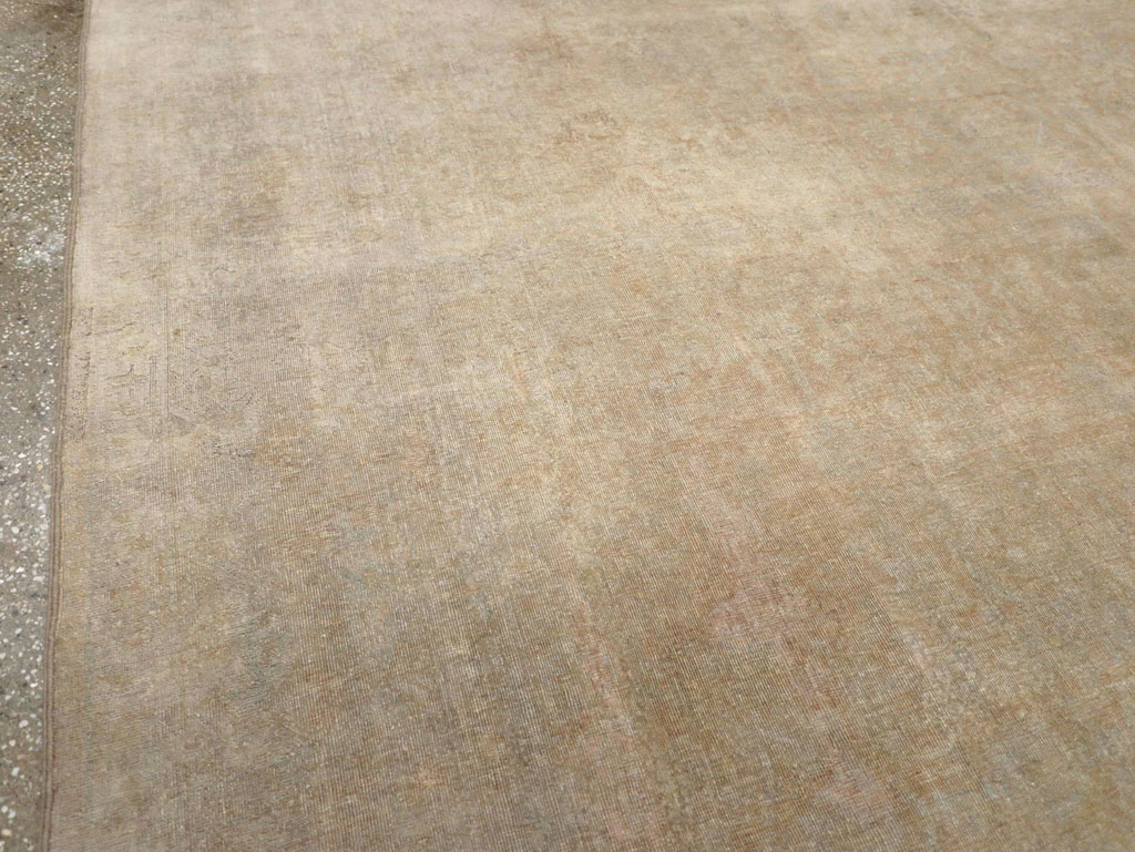 Antique Persian Tabriz Room Size Carpet, No.25539 - Galerie Shabab