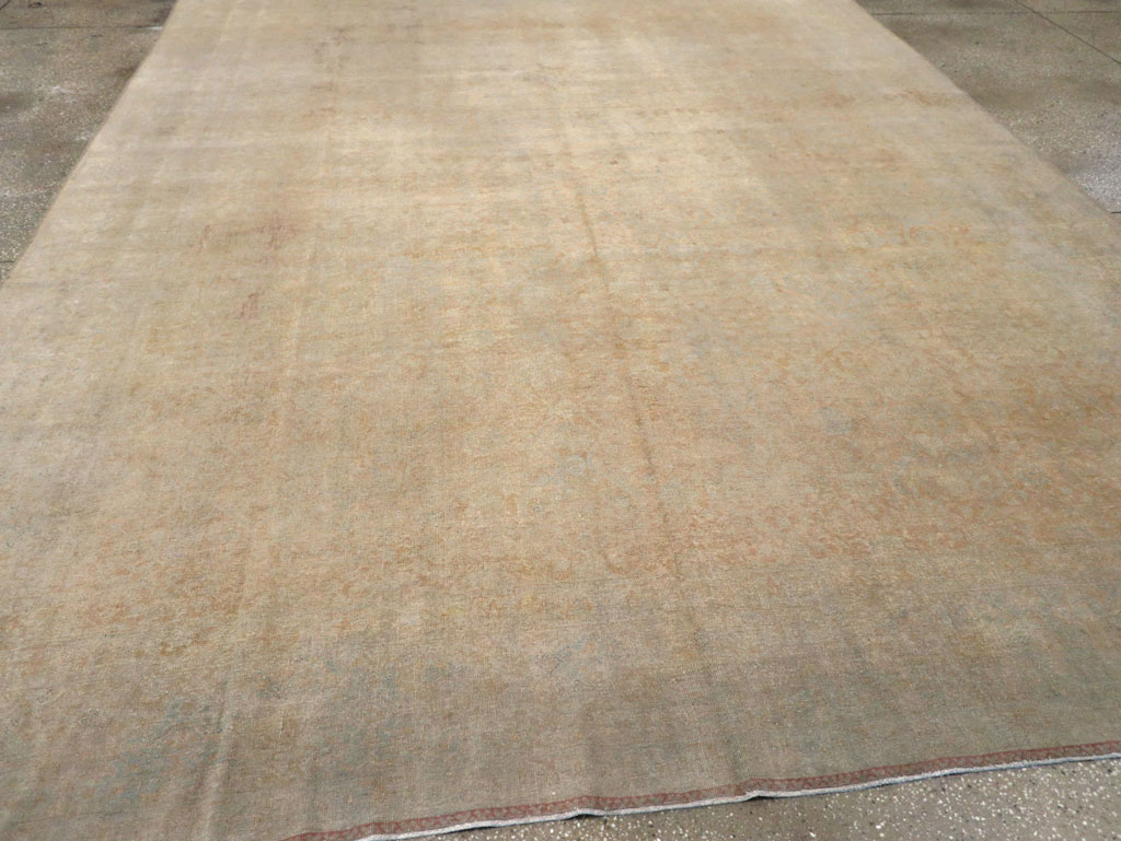 Antique Persian Tabriz Room Size Carpet, No.25539 - Galerie Shabab