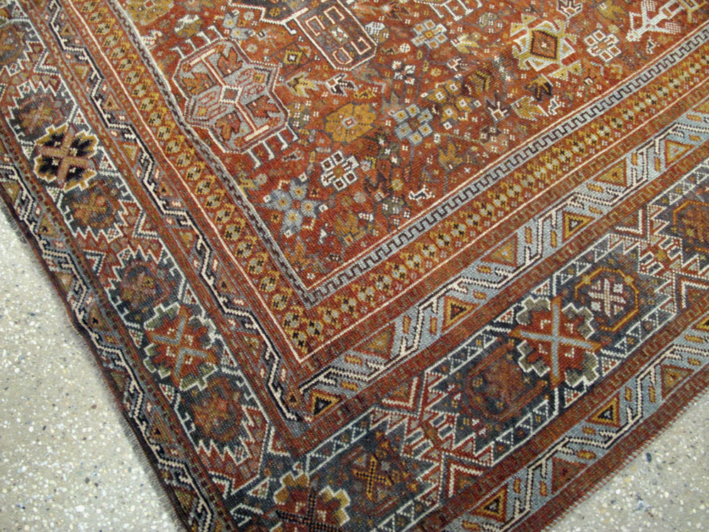 Antique Persian Shiraz Carpet, No.25547 - Galerie Shabab