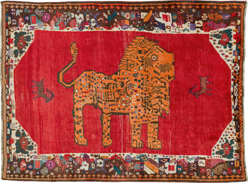 Vintage Persian Shiraz Pictorial Rug, No.25549 - Galerie Shabab